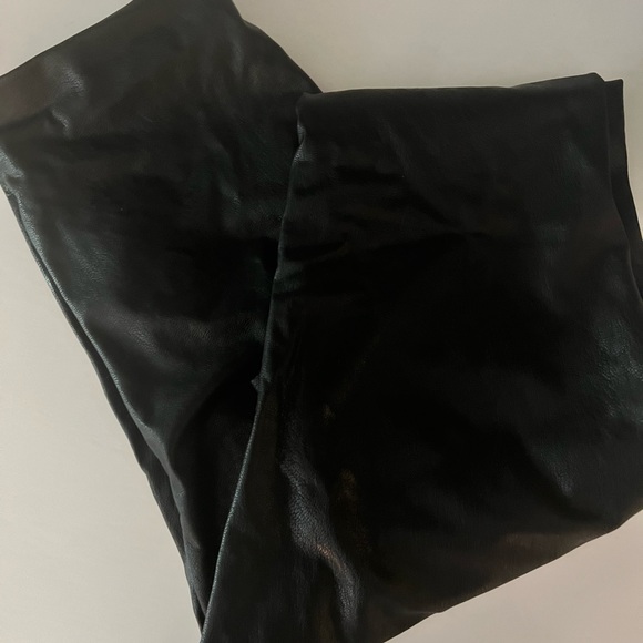 Commando Faux Leather Legging - Picture 3 of 3
